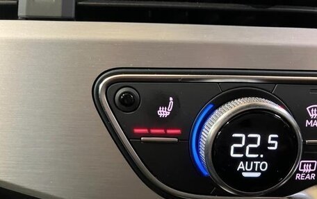 Audi A4, 2017 год, 1 490 000 рублей, 20 фотография