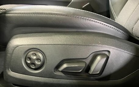 Audi A4, 2017 год, 1 490 000 рублей, 30 фотография