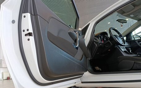 Opel Astra J, 2013 год, 850 000 рублей, 19 фотография