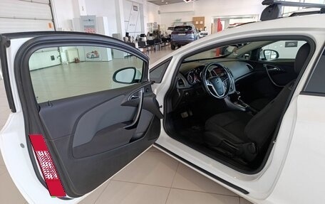 Opel Astra J, 2013 год, 850 000 рублей, 20 фотография