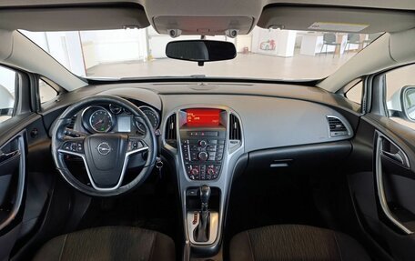 Opel Astra J, 2013 год, 850 000 рублей, 27 фотография