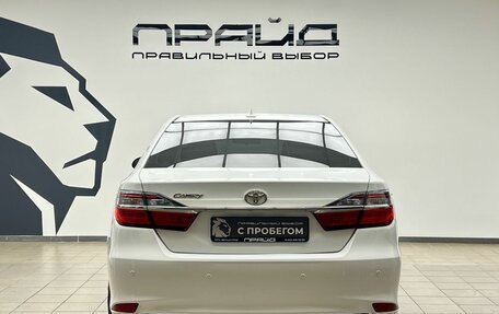 Toyota Camry, 2018 год, 1 700 000 рублей, 6 фотография