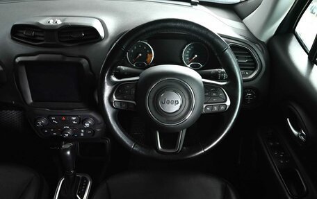 Jeep Renegade I рестайлинг, 2018 год, 1 350 000 рублей, 11 фотография