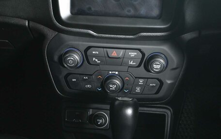 Jeep Renegade I рестайлинг, 2018 год, 1 350 000 рублей, 14 фотография