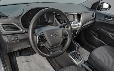 Hyundai Solaris II рестайлинг, 2018 год, 1 169 000 рублей, 9 фотография