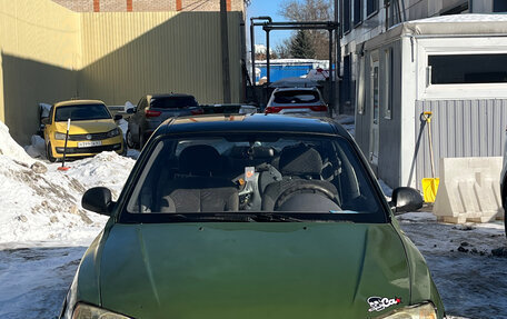 Hyundai Verna I, 1999 год, 100 000 рублей, 1 фотография