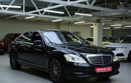 Mercedes-Benz S-Класс, 2011 год, 1 880 000 рублей, 1 фотография