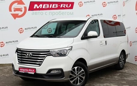Hyundai Grand Starex Grand Starex I рестайлинг 2, 2019 год, 3 349 000 рублей, 1 фотография