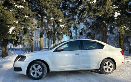 Skoda Octavia, 2017 год, 999 999 рублей, 2 фотография