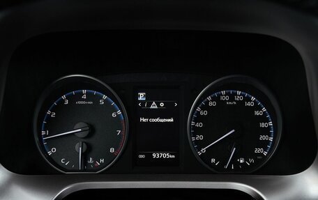 Toyota RAV4, 2018 год, 2 420 000 рублей, 15 фотография