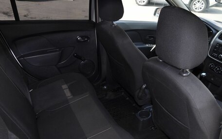 Renault Logan II, 2020 год, 1 285 000 рублей, 11 фотография