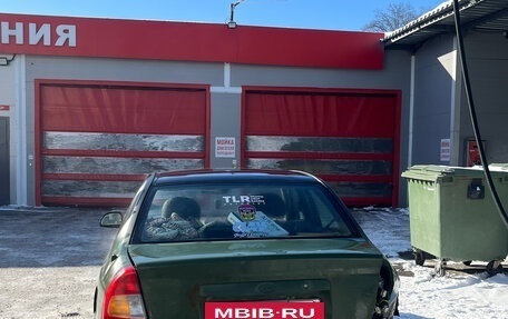 Hyundai Verna I, 1999 год, 100 000 рублей, 6 фотография