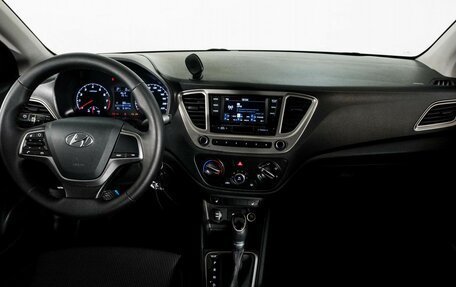 Hyundai Solaris II рестайлинг, 2021 год, 1 180 000 рублей, 7 фотография