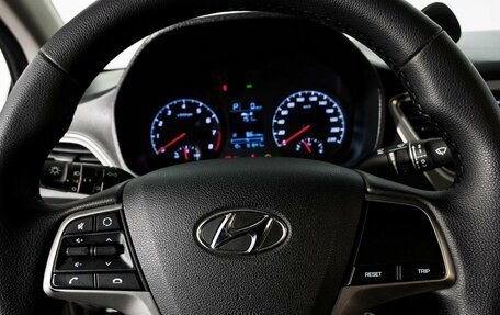 Hyundai Solaris II рестайлинг, 2021 год, 1 180 000 рублей, 10 фотография