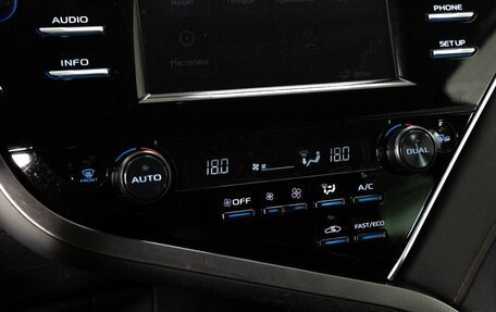 Toyota Camry, 2019 год, 2 455 000 рублей, 14 фотография