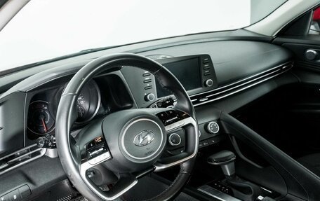 Hyundai Elantra, 2022 год, 2 011 000 рублей, 5 фотография