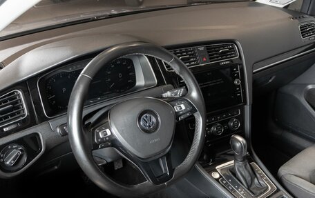 Volkswagen Golf VII, 2019 год, 1 799 000 рублей, 5 фотография