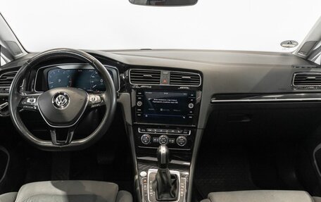 Volkswagen Golf VII, 2019 год, 1 799 000 рублей, 6 фотография