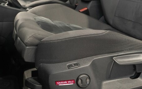 Volkswagen Golf VII, 2019 год, 1 799 000 рублей, 10 фотография