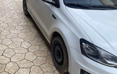 Volkswagen Polo VI (EU Market), 2019 год, 980 000 рублей, 4 фотография