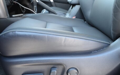 Toyota RAV4, 2017 год, 3 535 000 рублей, 26 фотография