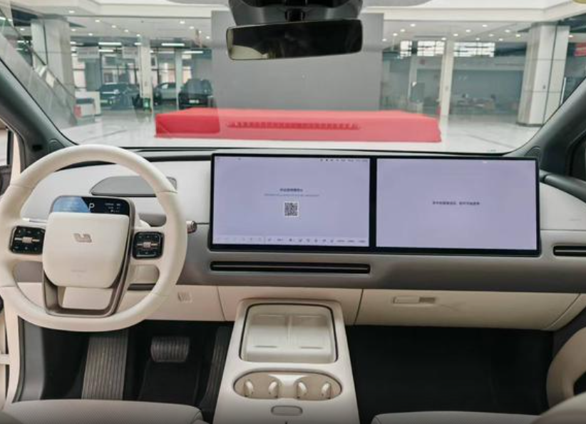 Li ONE, 2025 год, 8 620 000 рублей, 7 фотография