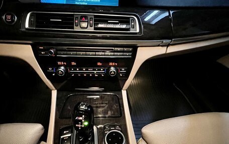 BMW 7 серия, 2011 год, 2 390 000 рублей, 21 фотография