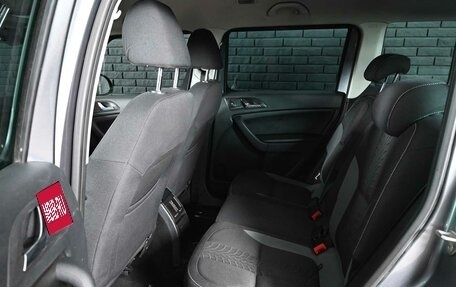 Skoda Yeti I рестайлинг, 2014 год, 1 000 000 рублей, 11 фотография