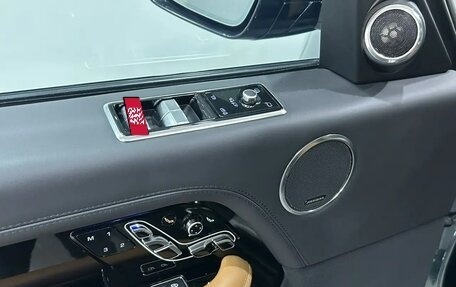 Land Rover Range Rover IV рестайлинг, 2021 год, 10 490 000 рублей, 30 фотография