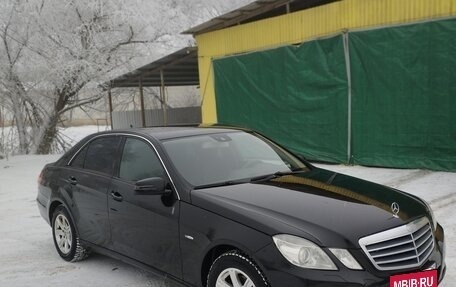 Mercedes-Benz E-Класс, 2012 год, 1 350 000 рублей, 4 фотография