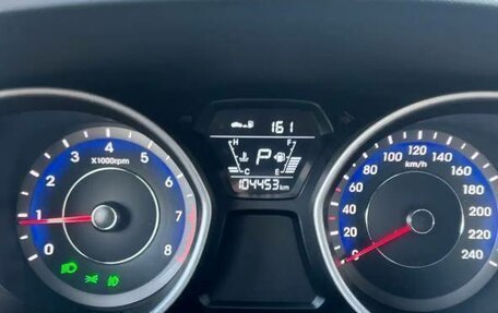 Hyundai Elantra V, 2014 год, 1 100 000 рублей, 3 фотография