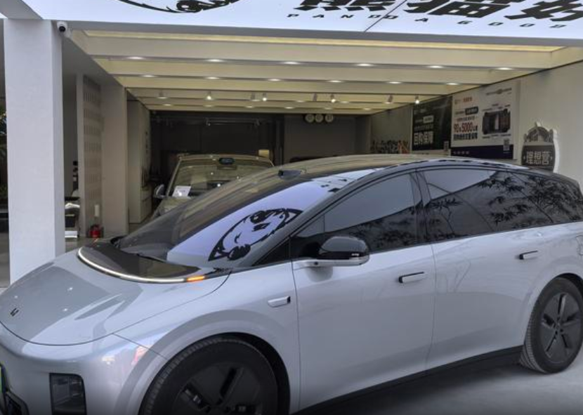 Li ONE, 2025 год, 9 150 000 рублей, 2 фотография