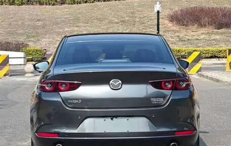 Mazda 3, 2022 год, 1 750 000 рублей, 5 фотография