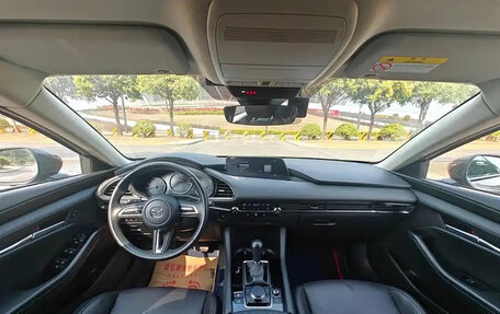 Mazda 3, 2022 год, 1 750 000 рублей, 7 фотография