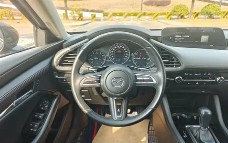 Mazda 3, 2022 год, 1 750 000 рублей, 9 фотография