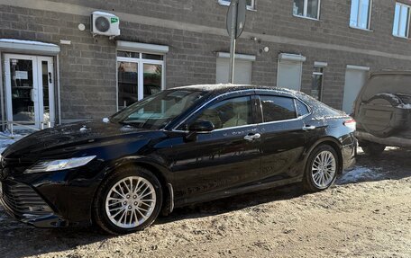 Toyota Camry, 2021 год, 3 650 000 рублей, 3 фотография