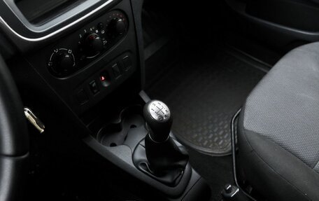 Renault Sandero II рестайлинг, 2014 год, 594 000 рублей, 10 фотография