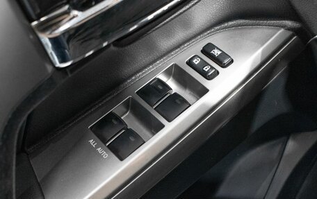 Toyota Land Cruiser 200, 2012 год, 3 638 898 рублей, 8 фотография