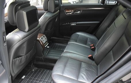 Mercedes-Benz S-Класс, 2011 год, 1 880 000 рублей, 25 фотография