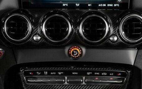 Mercedes-Benz AMG GT I рестайлинг, 2019 год, 35 000 000 рублей, 27 фотография