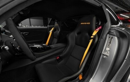 Mercedes-Benz AMG GT I рестайлинг, 2019 год, 35 000 000 рублей, 17 фотография