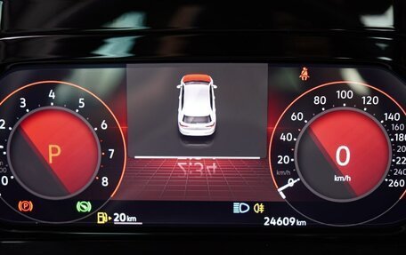 Volkswagen Golf VIII, 2022 год, 2 100 000 рублей, 11 фотография