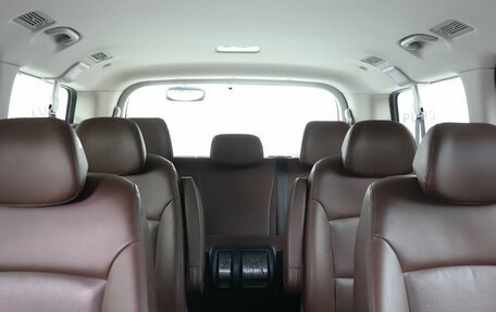 Hyundai Grand Starex Grand Starex I рестайлинг 2, 2019 год, 3 349 000 рублей, 18 фотография