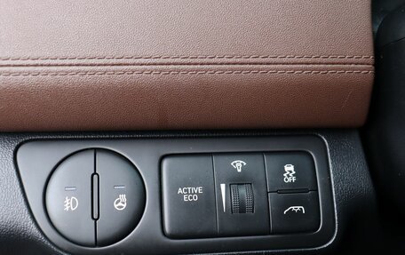 Hyundai Grand Starex Grand Starex I рестайлинг 2, 2019 год, 3 349 000 рублей, 11 фотография