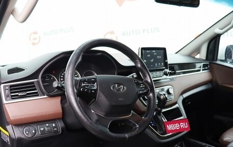 Hyundai Grand Starex Grand Starex I рестайлинг 2, 2019 год, 3 349 000 рублей, 8 фотография