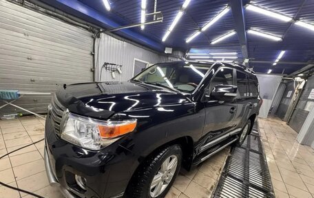 Toyota Land Cruiser 200, 2012 год, 3 490 000 рублей, 14 фотография