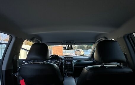 Toyota Camry, 2017 год, 2 370 000 рублей, 8 фотография