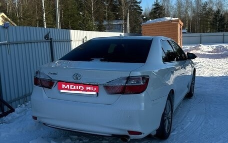 Toyota Camry, 2017 год, 2 370 000 рублей, 5 фотография