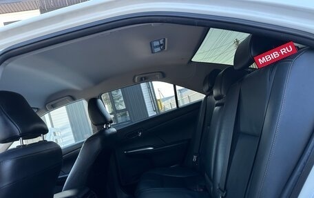 Toyota Camry, 2017 год, 2 370 000 рублей, 7 фотография