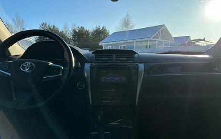 Toyota Camry, 2017 год, 2 370 000 рублей, 26 фотография